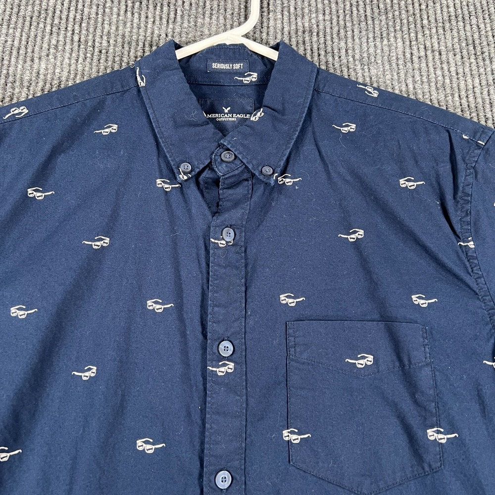 American Eagle Shirt Mens Medium Blue Geometric Short Sleeve Button Down Soft